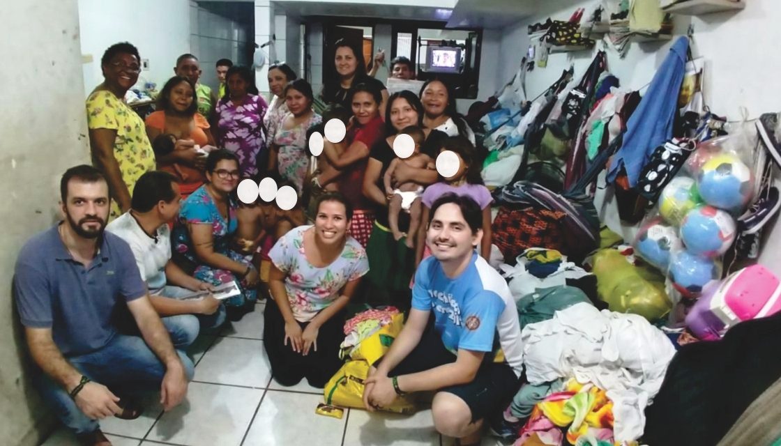 Técnicos da REPAM e CNBB N2 visitam venezuelanos refugiados em Belém
