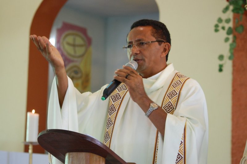 Entrevista exclusiva com Mons. Manoel Filho, bispo eleito de Palmeira dos Índios (AL)