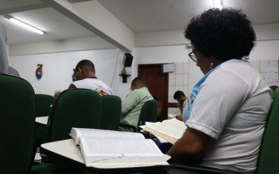 Bíblia, Fé e Política são temáticas de cursos do IPAR