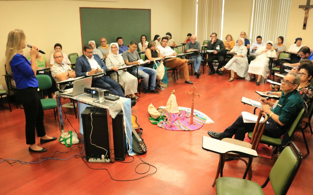 Religiosos participam de Seminário sobre Gestão