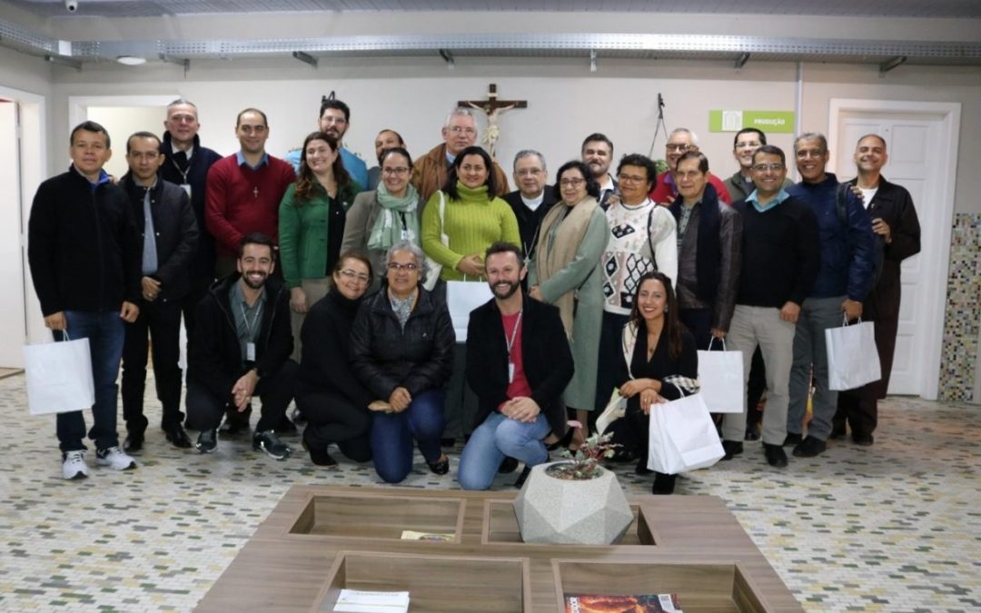 Dom Joel fala sobre as novas diretrizes aos secretários executivos dos Regionais da CNBB