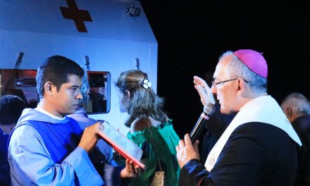 “Papa Francisco” é abençoado e enviado em missão pelos rios da Amazônia
