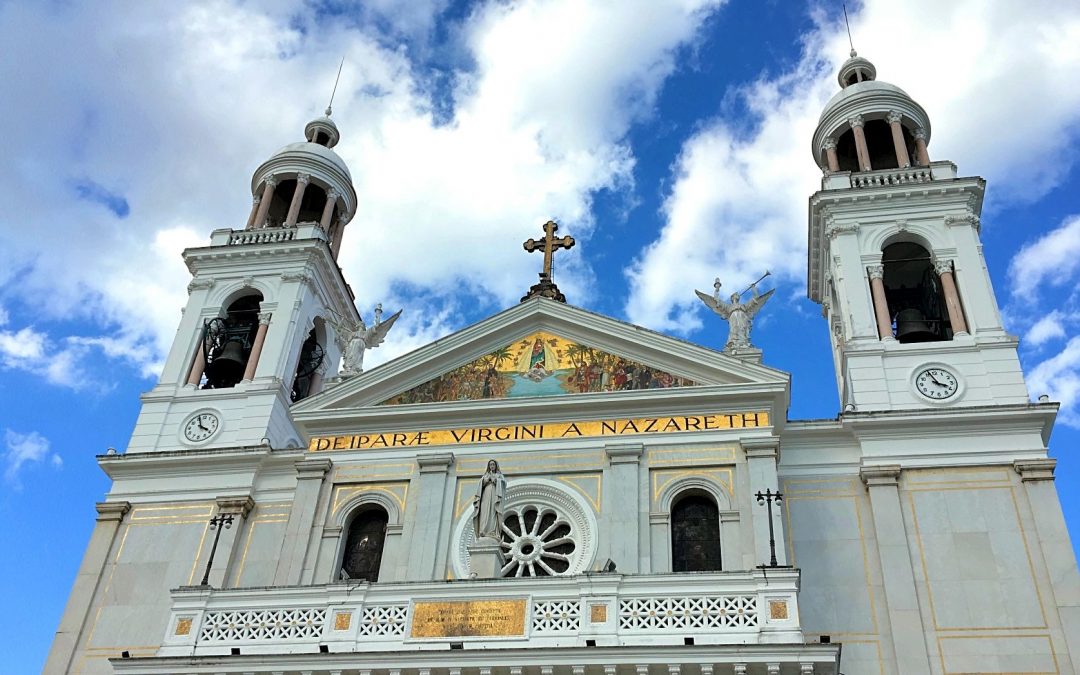 Encontro reúne guias turísticos e celebra o dia do Turismo na Basílica Santuário de Nazaré, em Belém