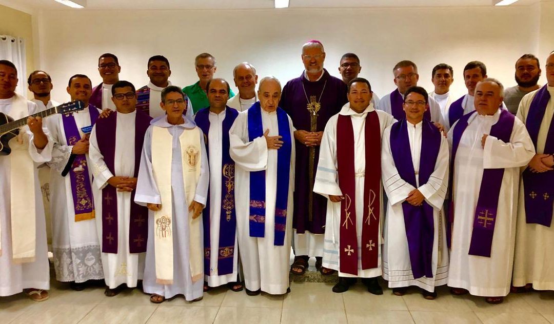 Clero da Prelazia do Marajó realiza encontro