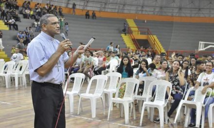 Dom Antônio Assis: “Evangelizar educando e educar evangelizando – um binômio inseparável” (Parte 2).
