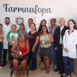 Fitoterápicos: Arcebispo de Santarém participa da entrega dos primeiros frascos produzidos pela FarmaUfopa