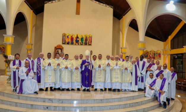 ORDENADOS NOVOS DIÁCONOS PERMANENTE PARA A DIOCESE DE MACAPÁ