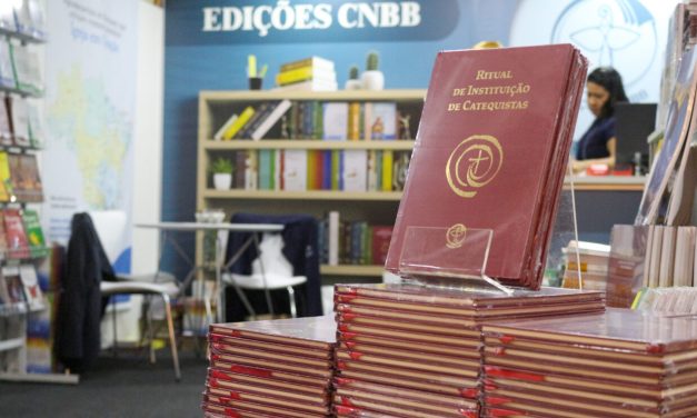 CONHEÇA AS PUBLICAÇÕES DA EDIÇÕES CNBB SOBRE O TEMA CATEQUESE E A INSTITUIÇÃO DO MINISTÉRIO APROVADAS PELOS BISPOS DO BRASIL