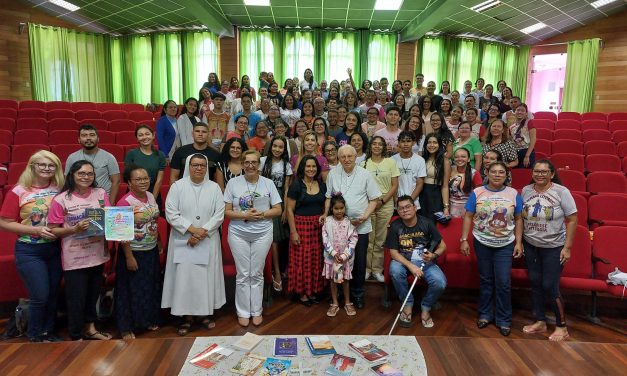 DIOCESE DE CASTANHAL REALIZA ENCONTRO DE FORMAÇÃO AOS CATEQUISTAS