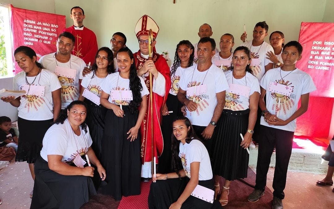 DIOCESE DE MARABÁ REALIZA CRISMA NA ZONA RURAL EM ITUPIRANGA NO PARÁ