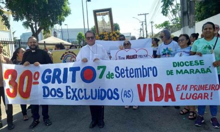 DIOCESE DE MARABÁ PARTICIPOU DO DESFILE CÍVICO DE 7 DE SETEMBRO E LEVOU O ’30º GRITO DOS EXCLUÍDOS’ COMO ALERTA A COMUNIDADE