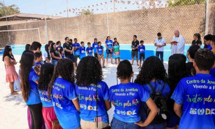 DIOCESE DE ÓBIDOS INAUGURA QUADRA DE ESPORTES DO PROJETO ‘VIVENDO A PAZ’