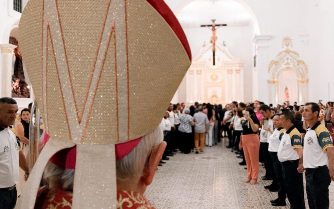 VIGIA DE NAZARÉ E A ESPLENDIDA MATRIZ DEDICADA Á MÃE DEUS