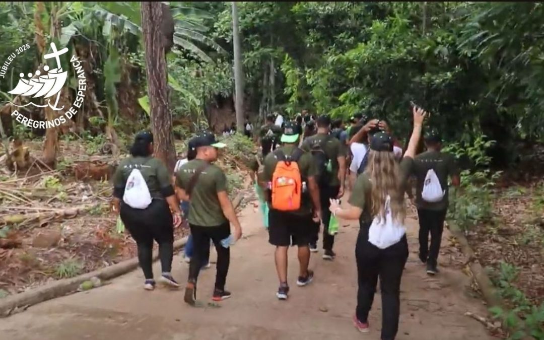 “PEREGRINOS DE ESPERANÇA”