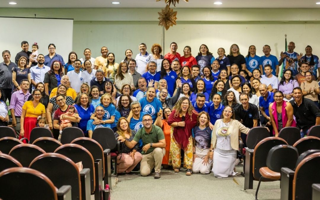 SIMPÓSIO DA PASTORAL FAMILIAR DO REGIONAL NORTE 2 DEU UM GRITO DE ALERTA A FAVOR DA VIDA