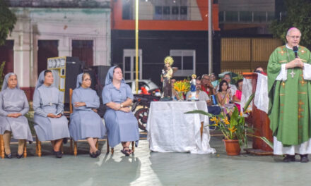 DOM BERNARDO JOHANNES INSTALOU EM ALENQUER A FRATERNIDADE DE NOSSA SENHORA APARECIDA DA CONGREGAÇÃO DAS IRMÃS FRANCISCANAS HOSPITALARES DA IMACULADA CONCEIÇÃO