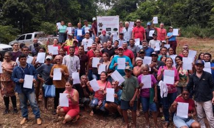 FAMÍLIAS ASSENTADAS EM TUCURUÍ (PA) CONQUISTAM A PERMANÊNCIA NA TERRA ATRAVÉS DE CONTRATO DE CONCESSÃO DE USO