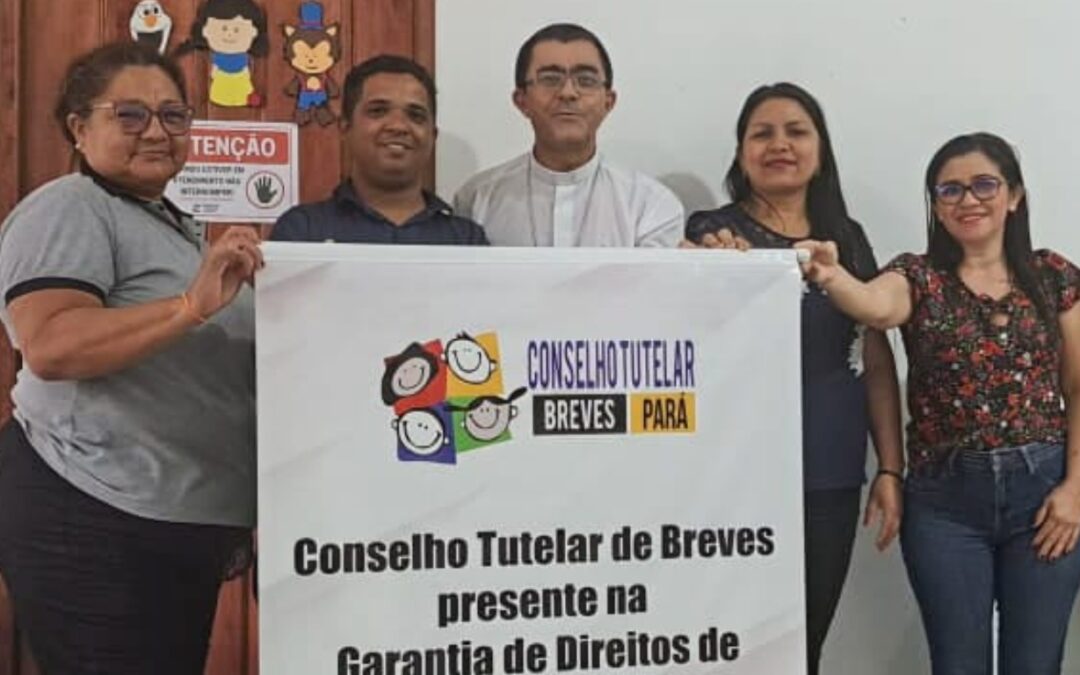 DOM IONILTON LISBOA VISITOU O CONSELHO TUTELAR DE BREVES