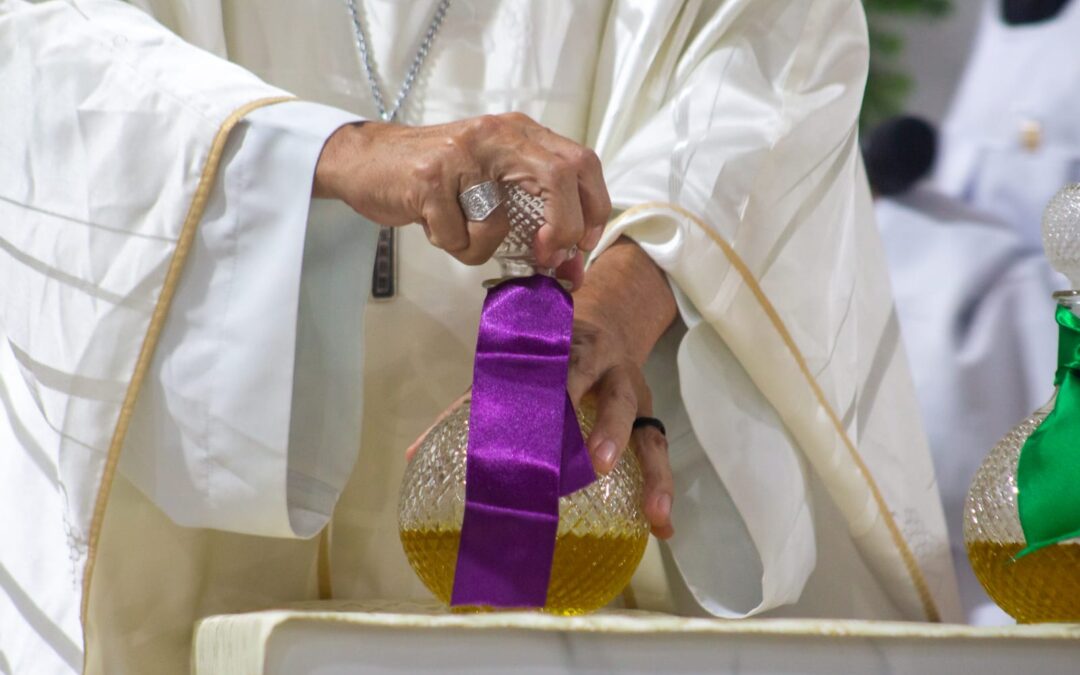 BISPO DA PRELAZIA DO MARAJÓ REALIZA CELEBRAÇÃO DO CRISMA EM ANAJÁS NO PARÁ