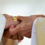 LEÃO XIV INICIA SEU MINISTÉRIO “É A HORA DO AMOR! OLHEM PARA CRISTO E APROXIMEM-SE DELE”