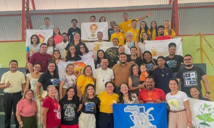 GRUPOS DE ORAÇÃO DA DIOCESE DE ABAETETUBA PARTICIPARAM DO ENCONTRO ESTADUAL PARA COORDENADORES DO RCC