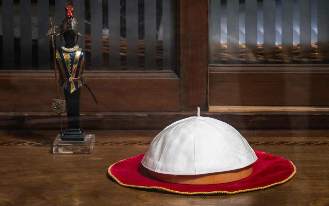 CONCLAVE, EIS COMO SE ELEGE O PAPA