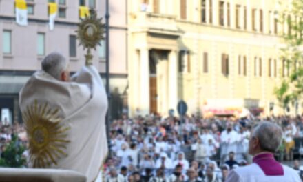 LEÃO XIV: CRISTO, RESPOSTA À FOME DO HOMEM. HOJE POVOS INTEIROS, HUMILHADOS PELA GANÂNCIA ALHEIA