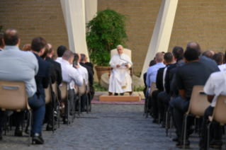PAPA LEÃO XIV ENFATIZOU DURANTE O ENCONTRO COM OS SEMINARISTAS DAS DIOCESES DE TRIVENETO SOBRE A IMPORTÂNCIA DE CONFIAR EM DEUS  