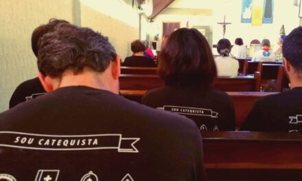 DIA DO CATEQUISTA: COMISSÃO BÍBLICO-CATEQUÉTICA PROPÕE CELEBRAÇÃO ORANTE INSPIRADA NO CORAÇÃO DE JESUS