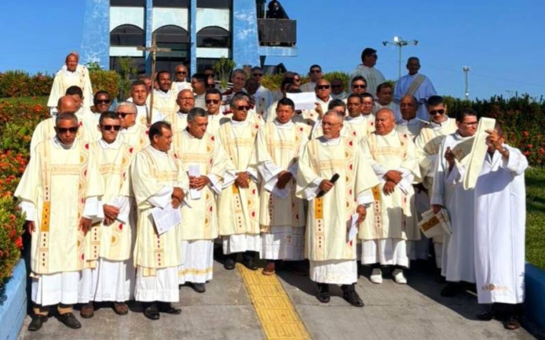 JUBILEU DOS DIÁCONOS NA DIOCESE DE CASTANHAL