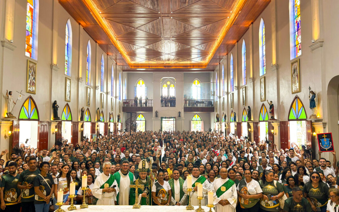 JUBILEU DOS CATEQUISTAS DA DIOCESE DE ABAETETUBA REÚNE 1.250 SEMEADORES DE ESPERANÇA