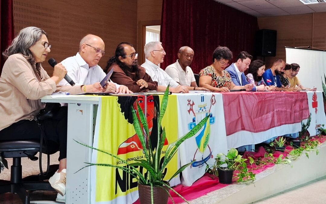 SEMINÁRIO EM SANTARÉM PROMOVE TROCA DE SABERES SOBRE PLANTAS MEDICINAIS E REFLEXÕES PARA A COP30