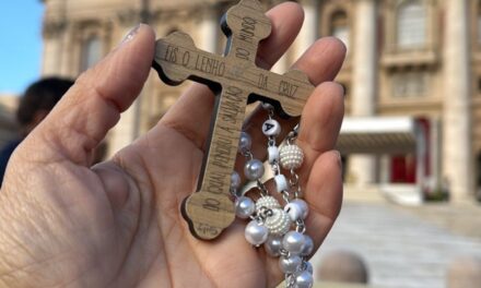 ANGELUS: PAPA LEÃO XIV EXPRESSA SOLIDARIEDADE ÀS VÍTIMAS DE TUFÃO NA ÁSIA E ANUNCIA DECLARAÇÃO DE SÃO JOHN HENRY NEWMAN COMO DOUTOR DA IGREJA