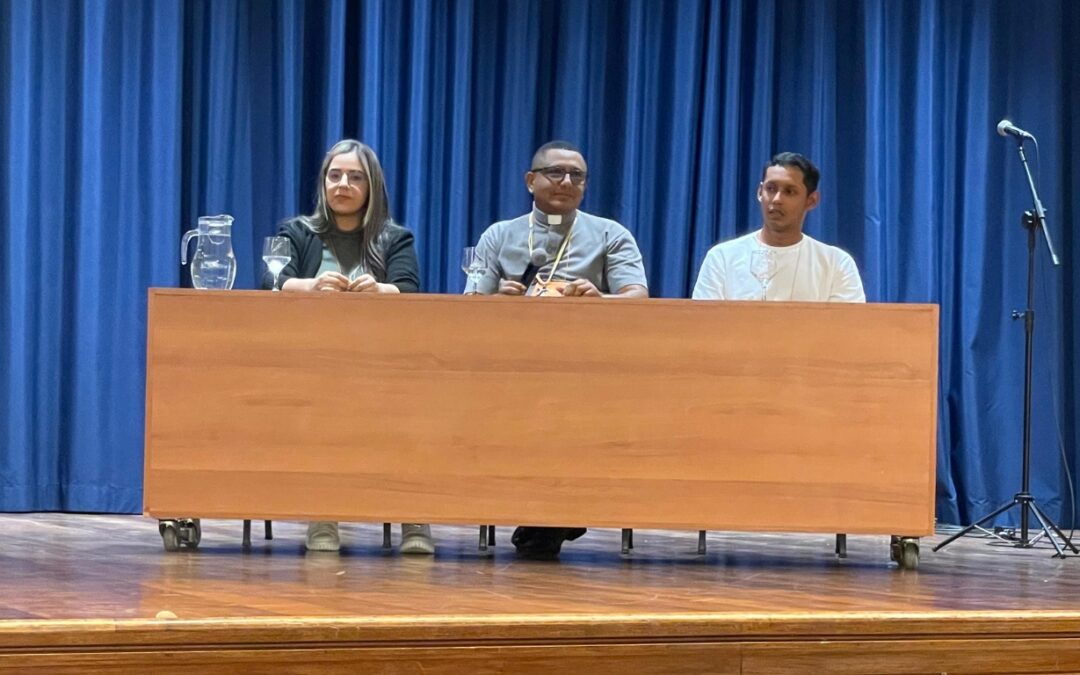 2° DIA DO ENCONTRO NACIONAL DE RESPONSÁVEIS DIOCESANOS DE JUVENTUDE, ASSESSORES E LÍDERES DAS EXPRESSÕES JUVENIS