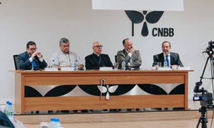CNBB SEDIA REUNIÃO DO MOVIMENTO DE COMBATE À CORRUPÇÃO ELEITORAL COM ATENÇÃO AOS ATAQUES À LEI DA FICHA LIMPA