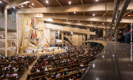 CATEDRAL DE CASTANHAL, AINDA MAIS BELA, NA CELEBRAÇÃO DA NATIVIDADE DA VIRGEM MARIA E AÇÃO DE GRAÇAS PELOS 75 ANOS DE DOM CARLOS VERZELETTI