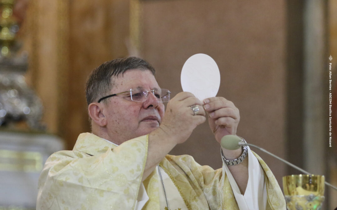FÉ, SABEDORIA E DEVOÇÃO MARIANA: UMA CELEBRAÇÃO EM NAZARÉ INSPIRADA POR SANTA TERESA DE JESUS FOI PRESIDIDA POR DOM WILMAR SANTIN