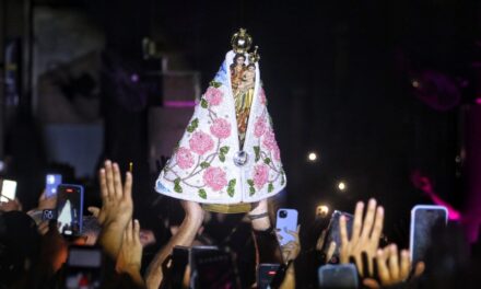 MARIA, MISSIONÁRIA DA ESPERANÇA