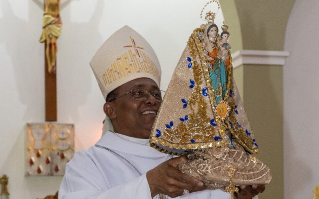 DESCIDA DA IMAGEM DE NOSSA SENHORA DE NAZARÉ MARCA A FESTA NAZARENA EM ALTAMIRA: FÉ, DEVOÇÃO E SERVIÇO