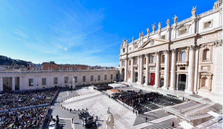 PAPA LEÃO XIV EXORTA PEREGRINOS A ESCOLHEREM A VIDA EM CRISTO EM CATEQUESE JUBILAR