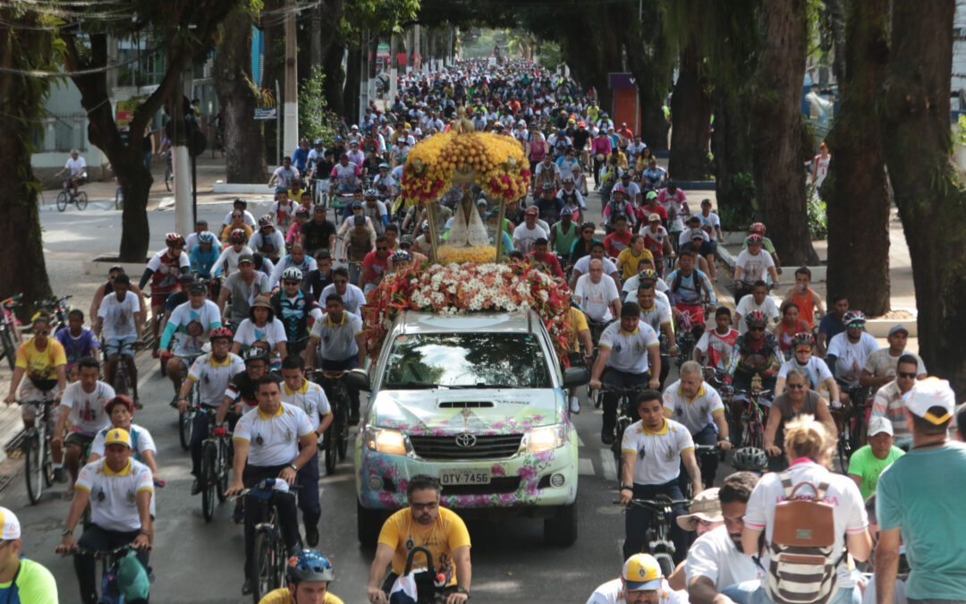 A FÉ DE NOSSA SENHORA DE NAZARÉ REÚNE MULTIDÕES NOS CÍRIOS NO PARÁ E AMAPÁ