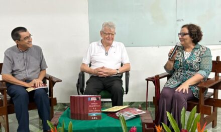 DOM ERWIN LANÇA LIVRO SOBRE PROFECIA E MISSÃO DA IGREJA NA AMAZÔNIA