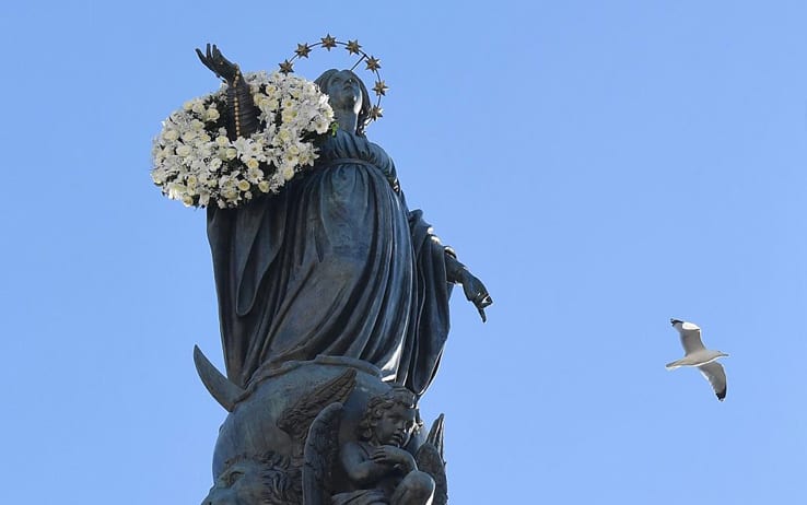 A SOLENIDADE DA IMACULADA: A HOMENAGEM DO PAPA