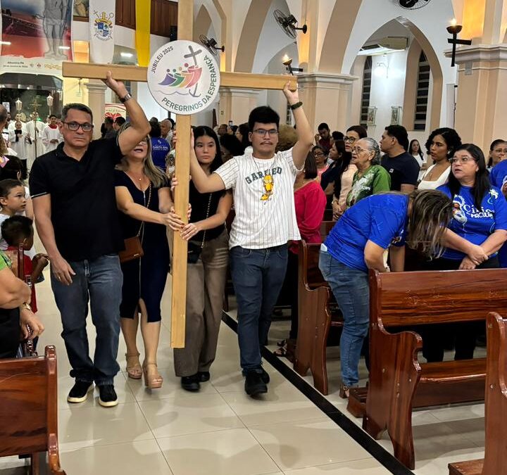 DIOCESE DO XINGU ALTAMIRA CELEBRA ENCERRAMENTO DO ANO JUBILAR COM MISSA SOLENE E RENOVAÇÃO DA MISSÃO