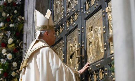 A EPIFANIA DA ESPERANÇA “QUANDO A LUZ PERTURBA E TRANSFORMA”