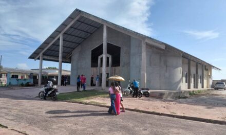 DOM CARLOS VERZELETTI INSTALA PARÓQUIA SÃO CARLO ACUTIS EM CASTANHAL