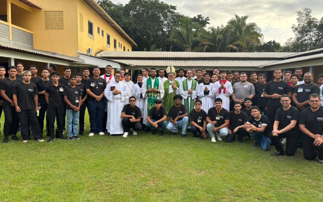 ‘FÉ E FUTURO’ DESPERTAR VOCACIONAL EM MARABÁ ENFATIZA A FORMAÇÃO INTEGRAL DA JUVENTUDE