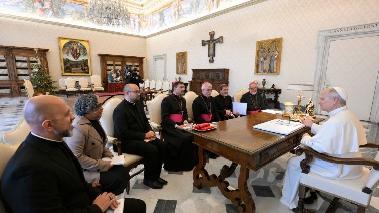 COMISSÃO PARA AÇÃO MISSIONÁRIA CONVIDA O PAPA PARA PARTICIPAR DO CAM 7