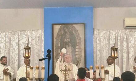 DOM JESUS CIZAURRE CELEBRA OS 25 ANOS DO SEMINÁRIO MAIOR BOM PASTOR