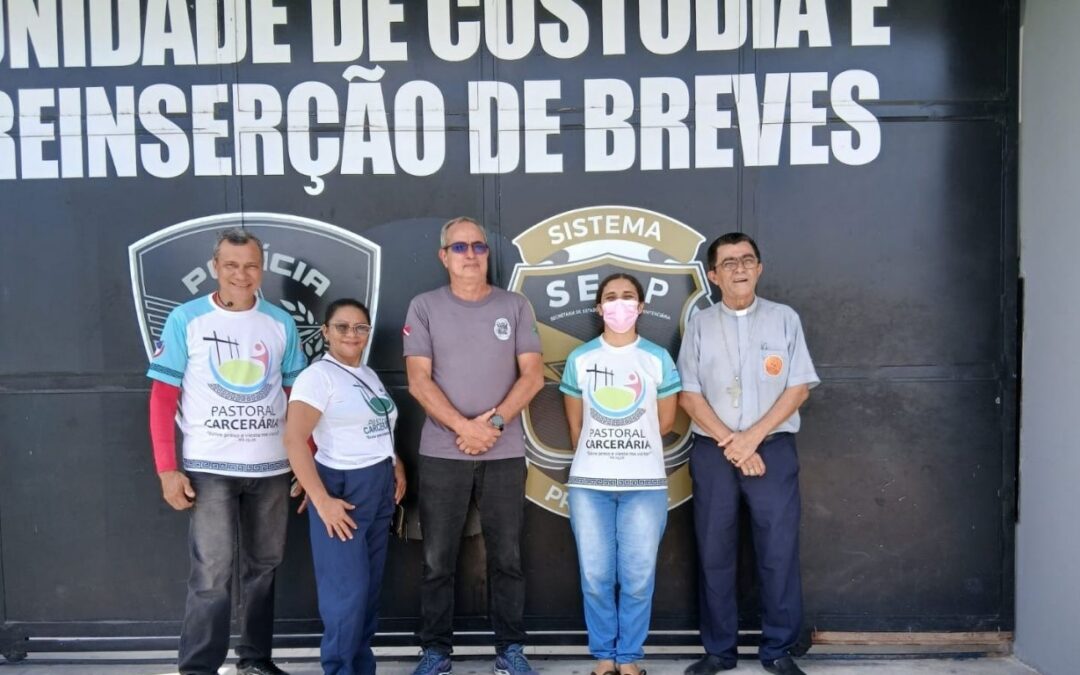 DOM IONILTON TEM SIDO UM FAROL DE ESPERANÇA NA PRELAZIA DO MARAJÓ